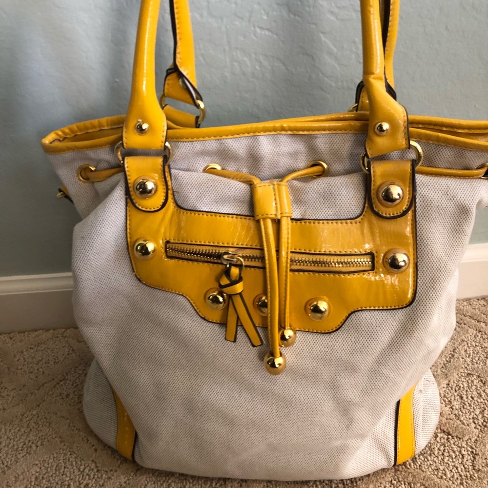 Canvas Ladies Handbag/Tote- Summer ready!